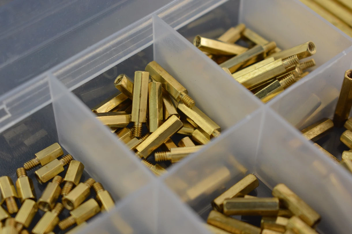 Metall skrue-, mutter- og monteringssett – M2 (320 deler) - Bilde 3